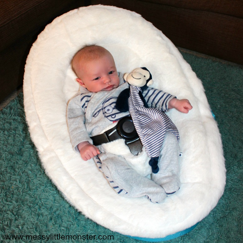 Snuggle seat baby bean bag chair review. 