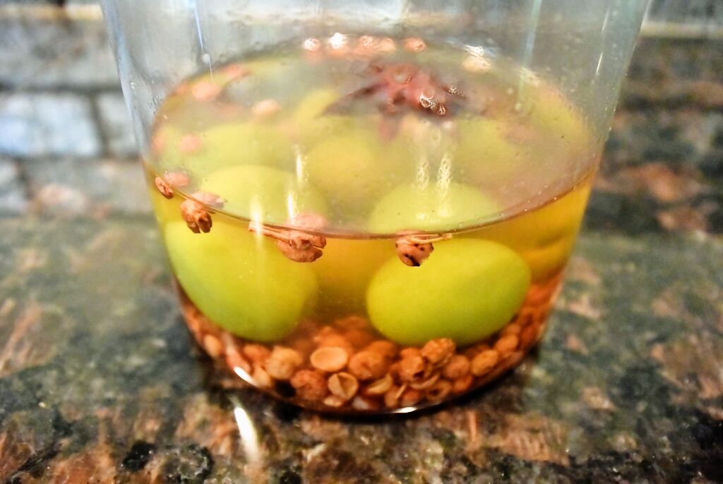 Recipes for Tom Guriin oriibu no chuukaaji / Chineseflavored green