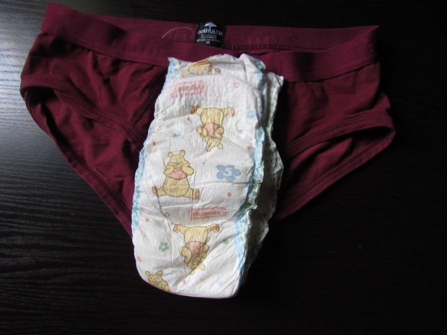 Diapers to wear Adults Who