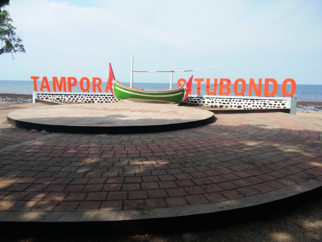 Wana Wisata Pantai Tampora : Pantai indah yang Tertutupi - Rahman Kamal