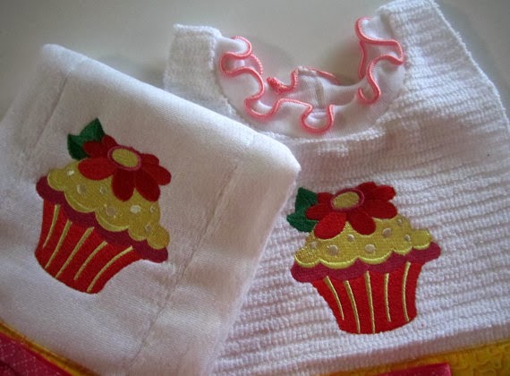 Embroidered Infant Gift Set