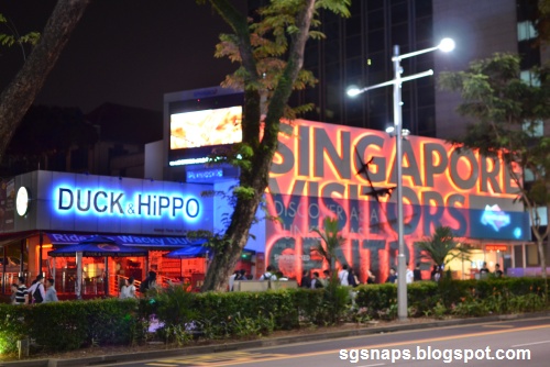 singapore-visitors-centre-orchard2.jpg