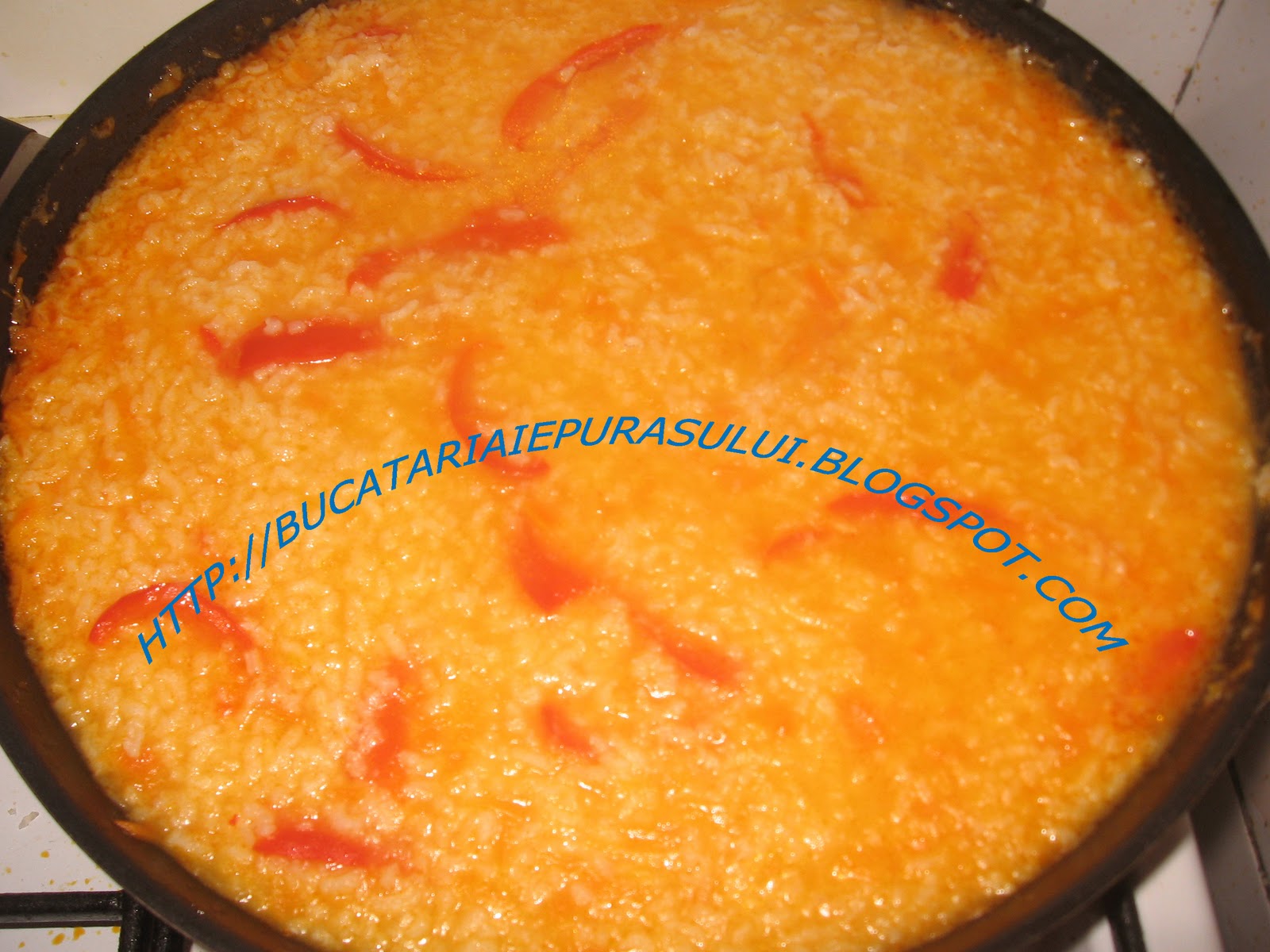 Bucataria Iepurasului Pilaf cu ardei gras si morcovi