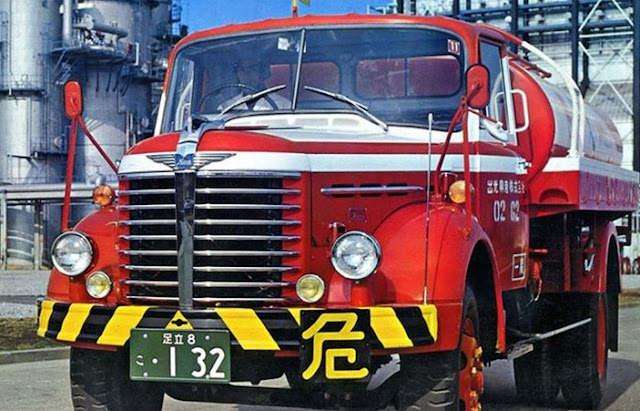 Modifikasi Truk Hino-lawas