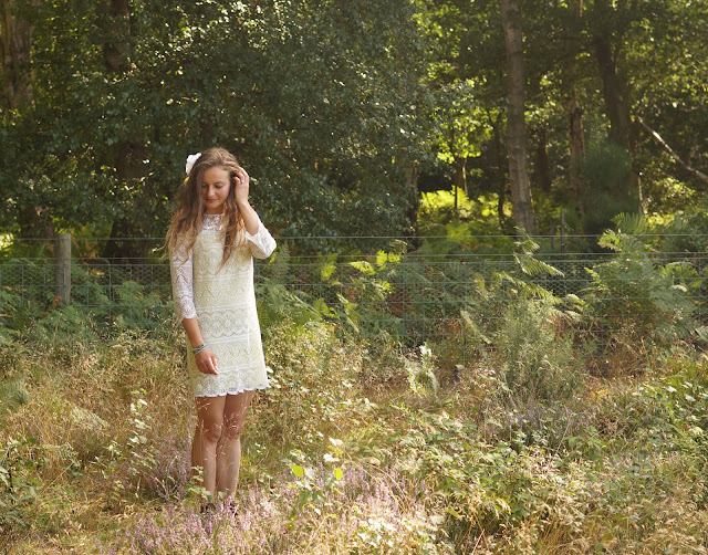 the perfect white lace dress in the countryside