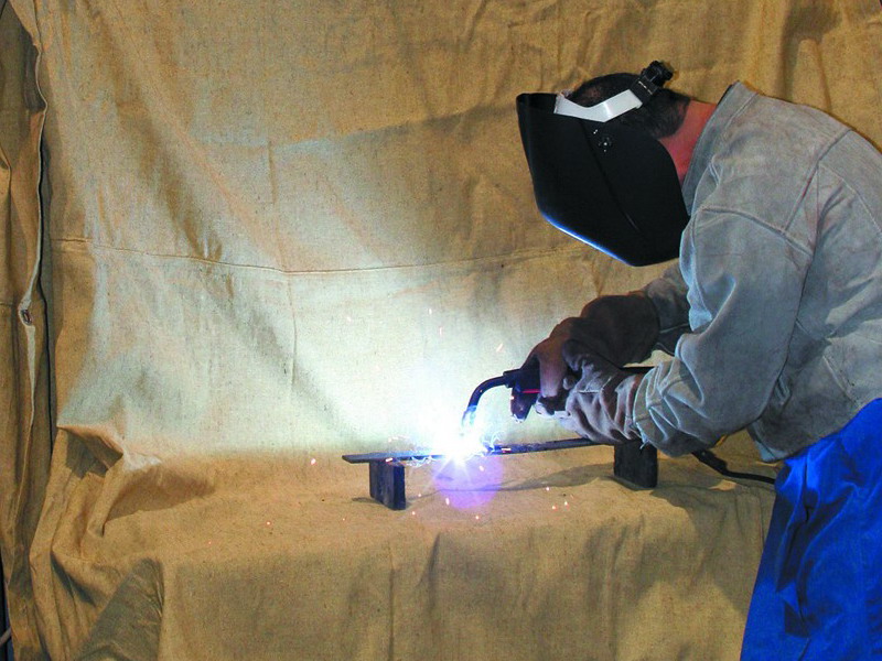 Notchtex Blog Why Use A Welding Blanket