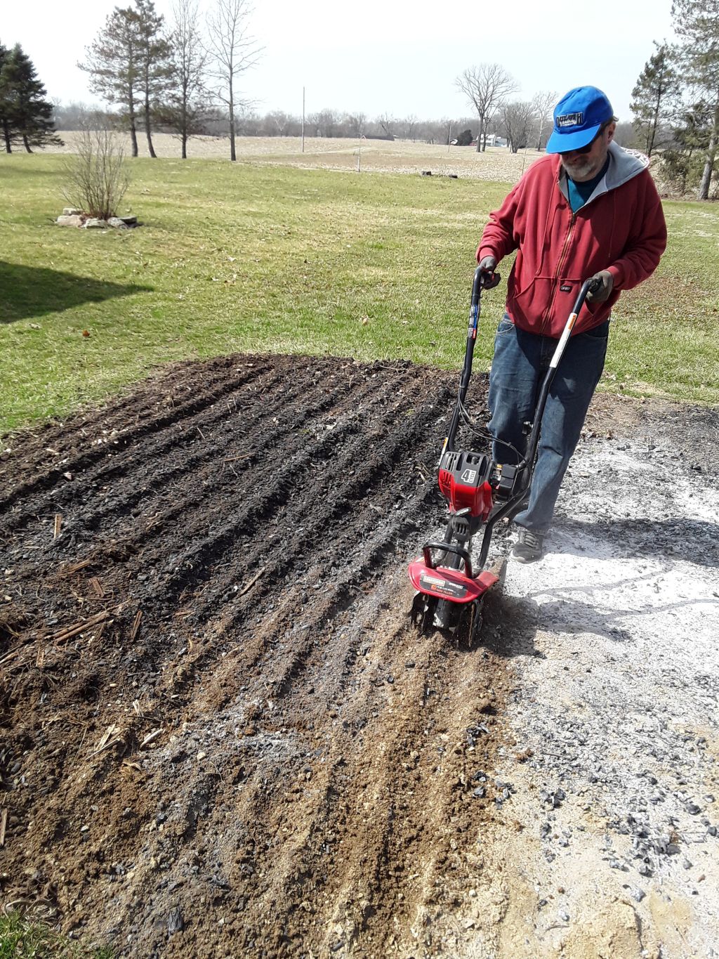 Pinehaven - Farmersville, Ohio: Getting the Garden Ready