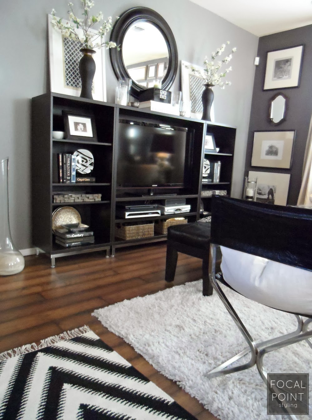 FOCAL POINT STYLING: THRIFTED CHIC: BLACK & WHITE LIVING ROOM on CHAIRISH