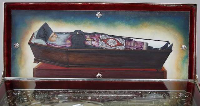 Λείψανο του Αγίου Νεκταρίου στην Ιερά Μονή Παναγίας Οδηγητρίας Τιθορέας. https://leipsanothiki.blogspot.gr/