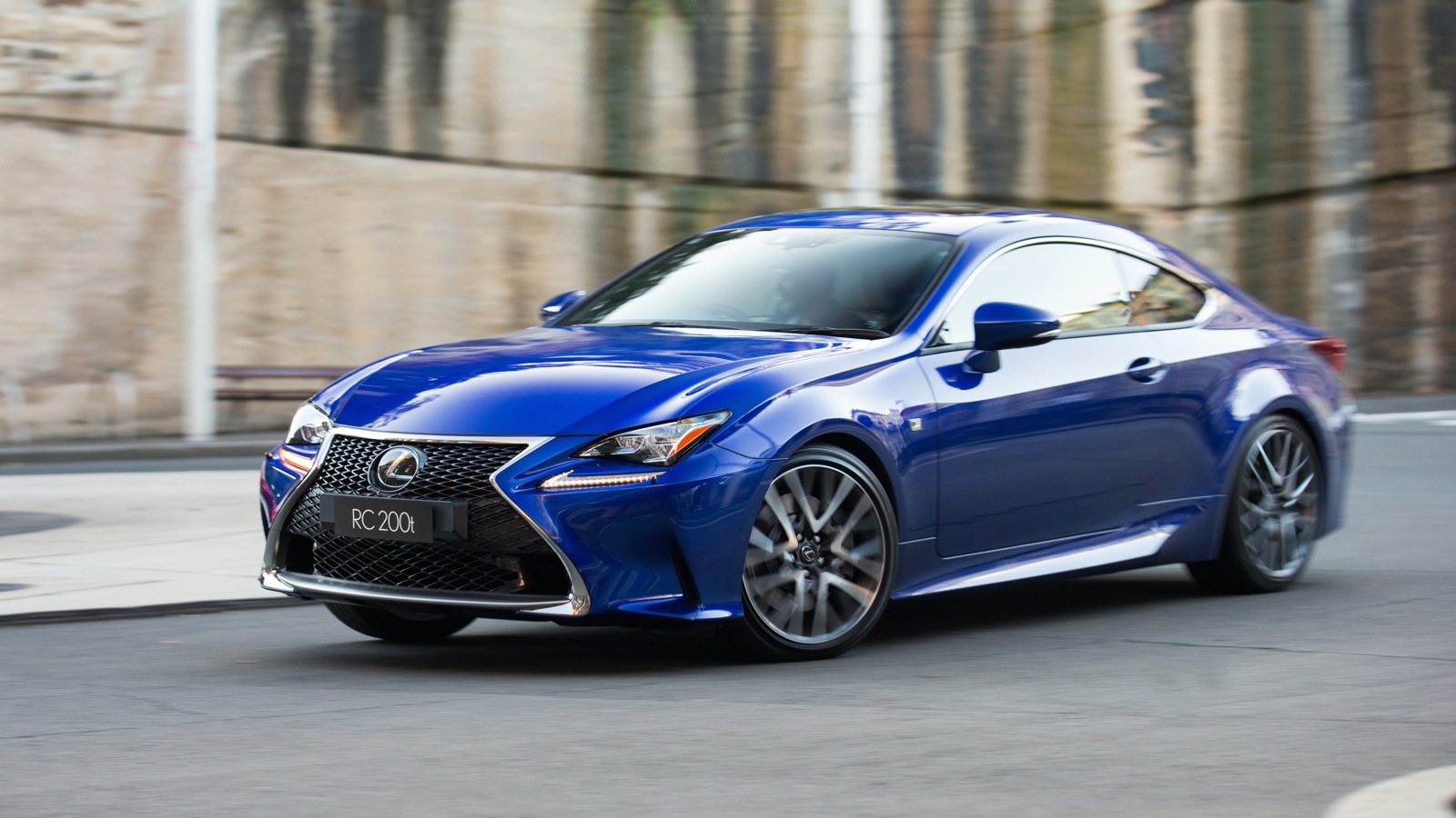 Lexus RS 200t