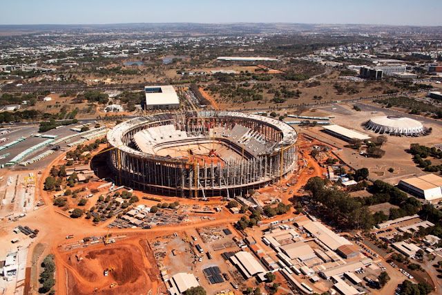 Estádio Nacional de Brasília já se destaca no skyline da capital federal Estádio Nacional de Brasília já se destaca no skyline da capital federal