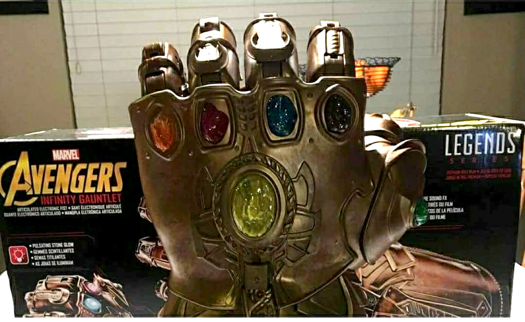 thanos gauntlet marvel legends