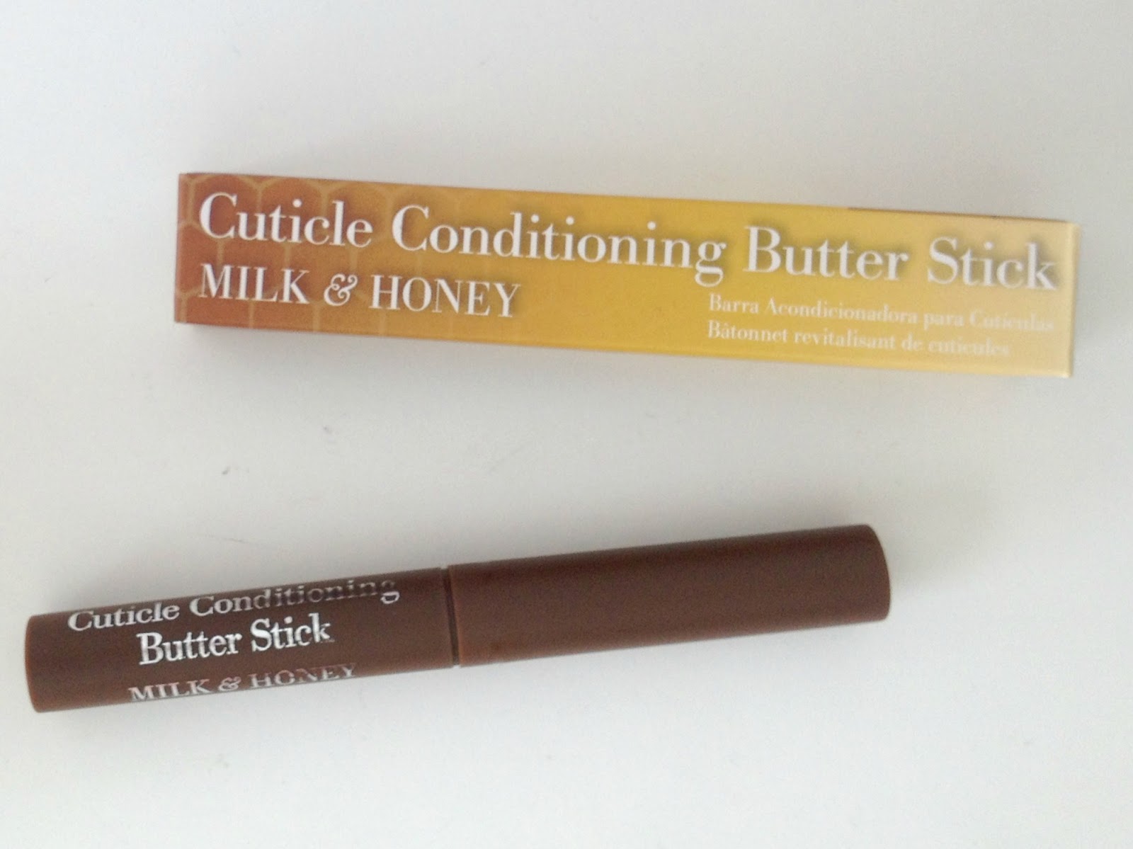 Mijn Kleine Geheimpjes Cuccio Cuticle Conditioning Butter Stick