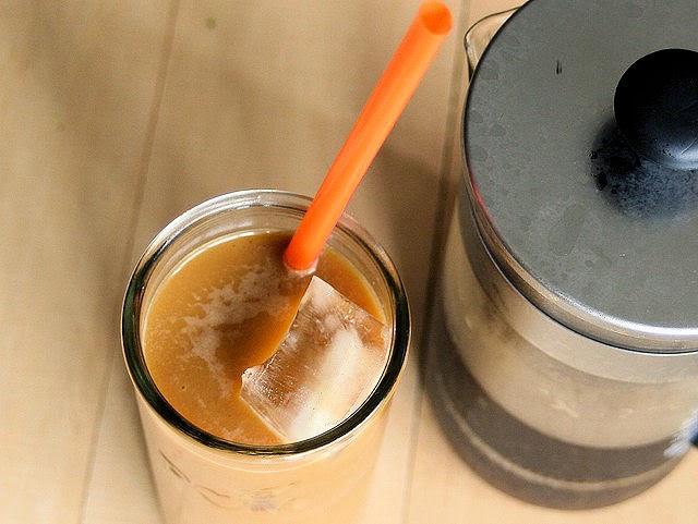 Healthy Recipe | Iced Almond Coffee @ Becky Cooks Lightly