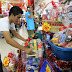 Gobierno pide a supermercados no comercializar canastones con productos vencidos