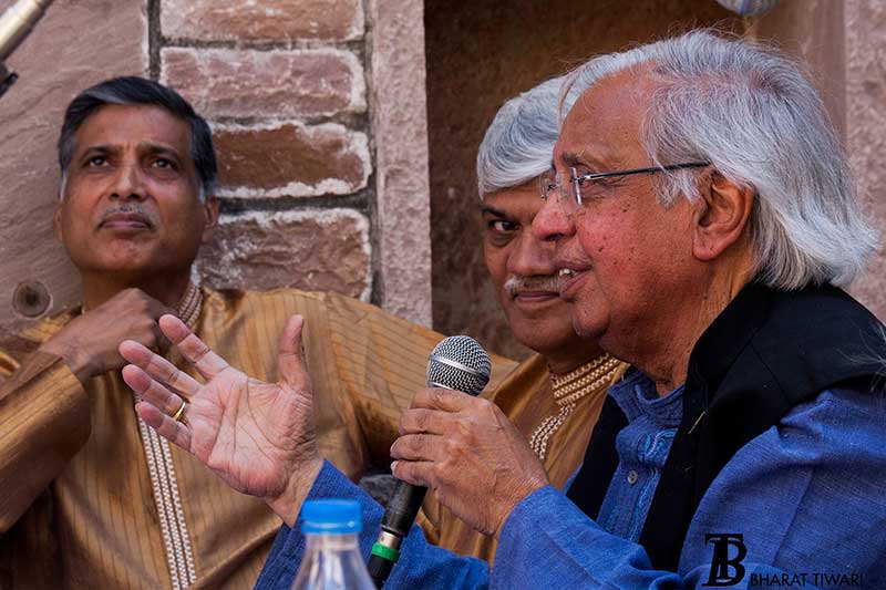 Ashok Vajpeyi and Gundecha Brothers in conversation 'Virasat Ka Arth'— Photo © Bharat Tiwari