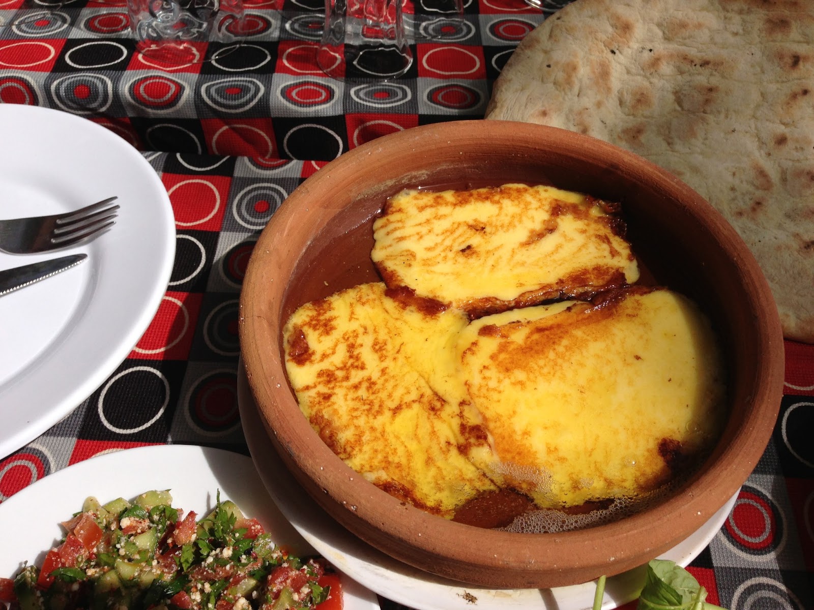 Hatay Kahvaltısı sevgiylegeziyorum
