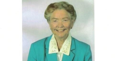 Mark's Autographs RIP Shirley Hufstedler 19252016