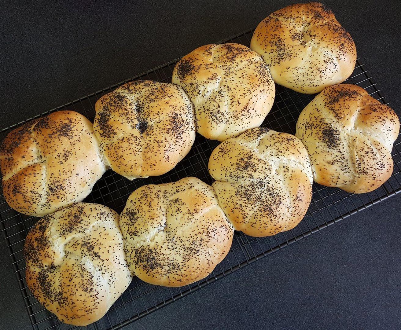 The Merciful Kitchen Spelt bread rolls