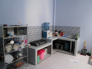Kitchen Set Bentuk L (L-Shape) Desain Warna Biru Handle Tanam - Furniture Interior Semarang Kitchen Set Bentuk L (L-Shape) Desain Warna Biru Handle Tanam - Furniture Interior Semarang