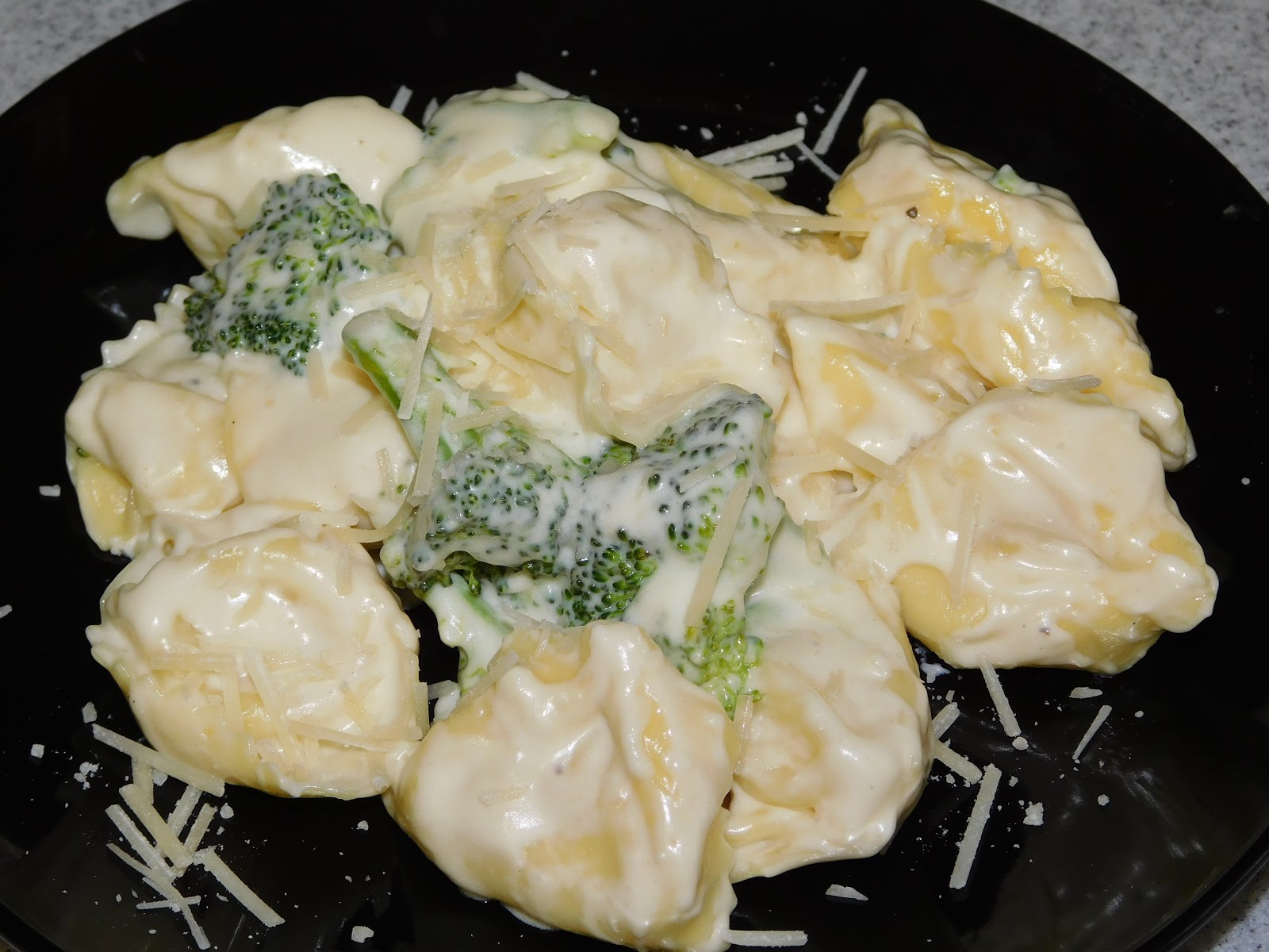 Cheesy Broccoli and Tortellini