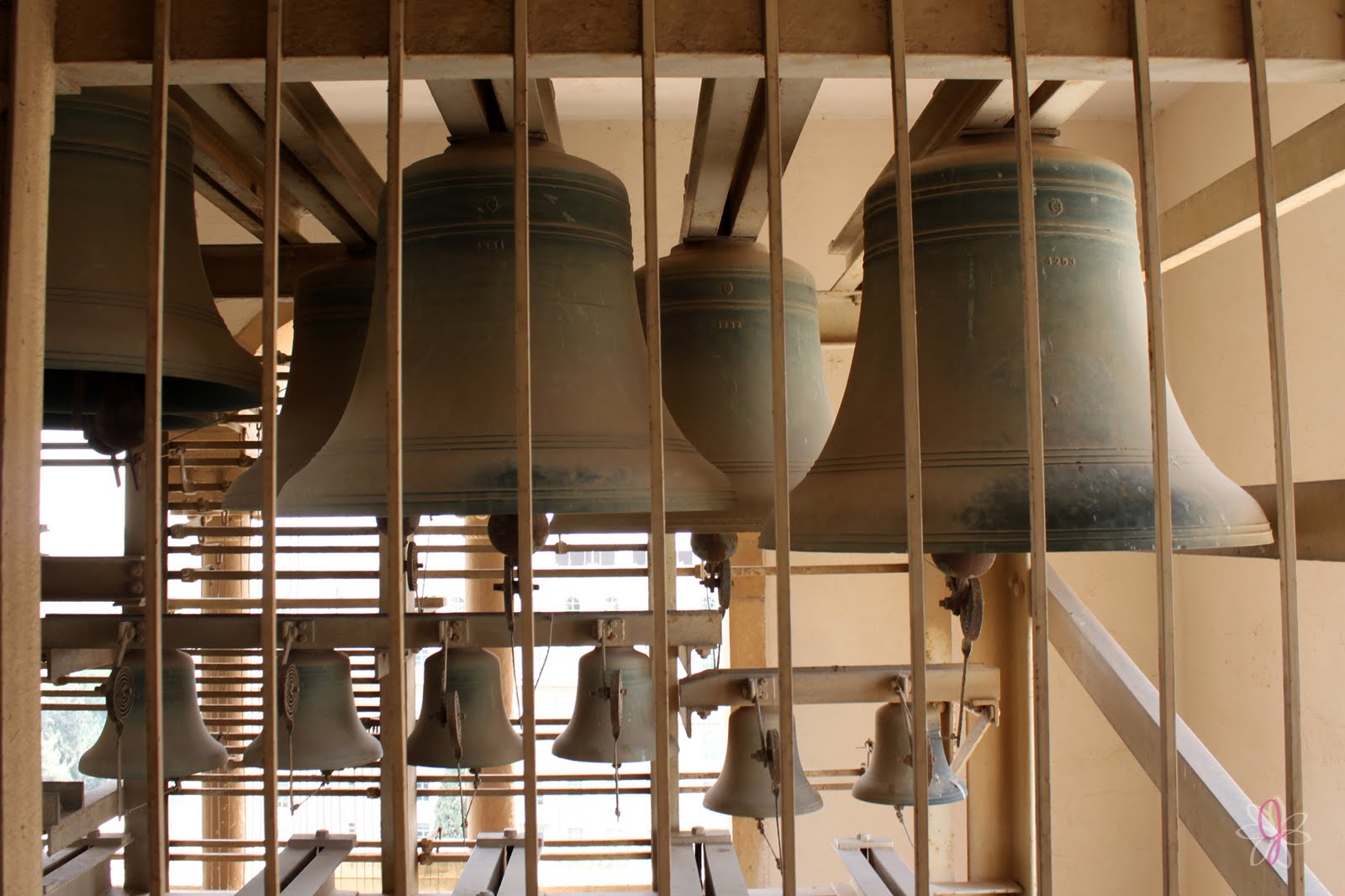 Throw This Rench in the Mix To Be Heard by a Million