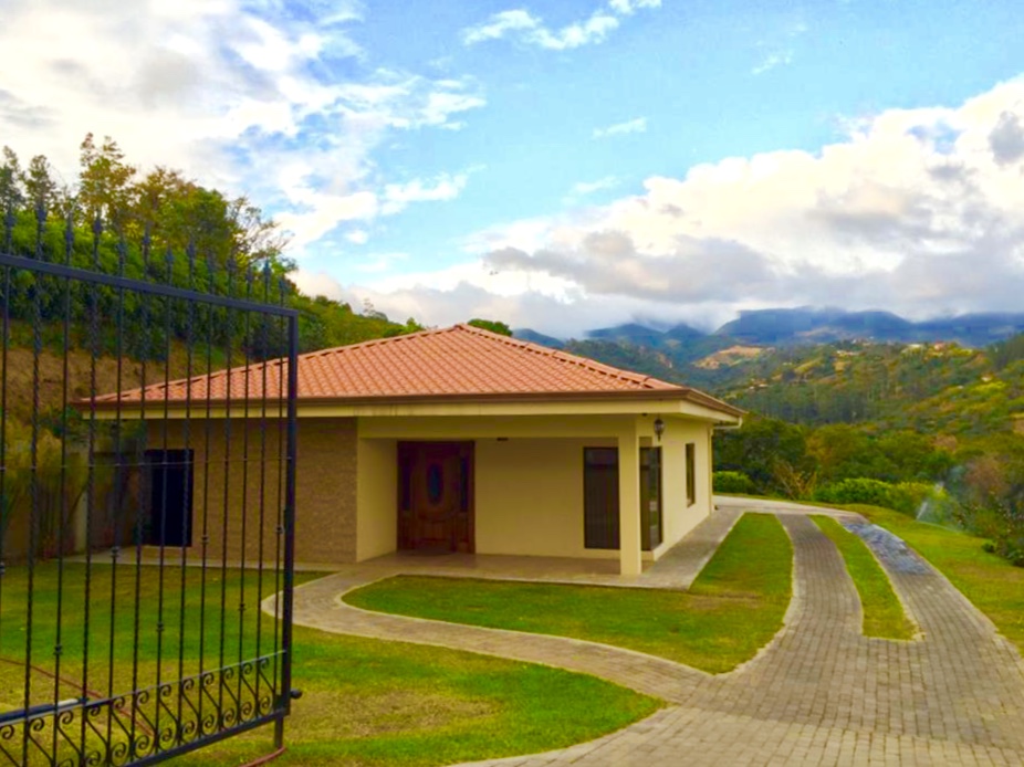 The Aspiring Expats Our New House in Grecia Costa Rica!