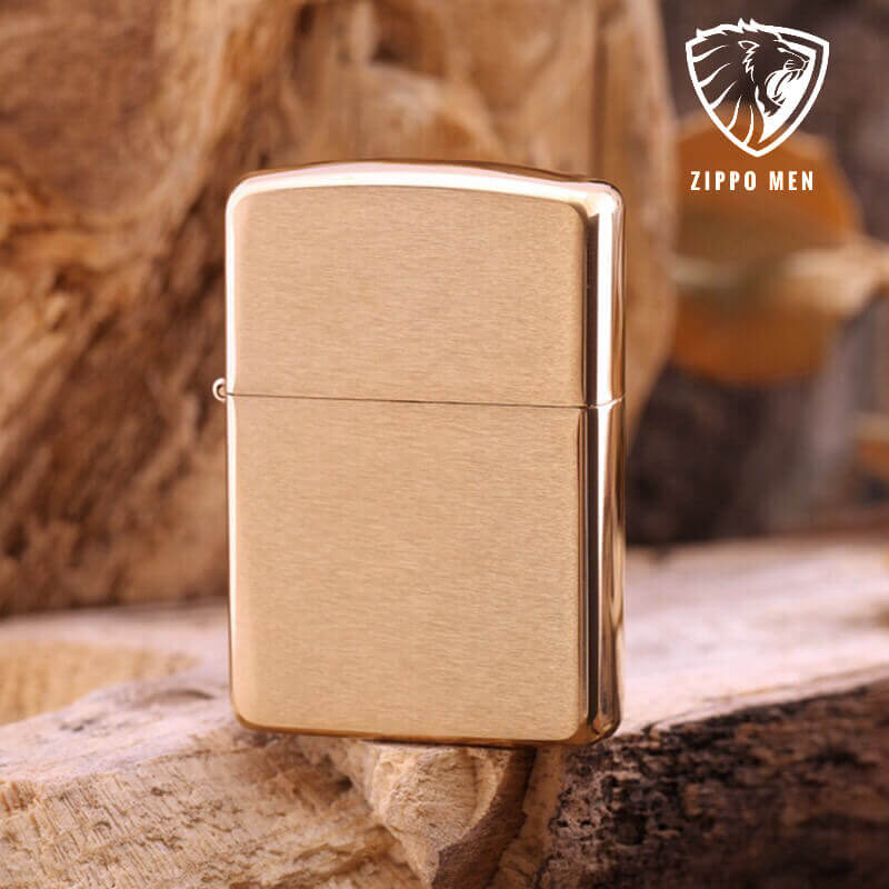 Zippo Vàng Nhám Đồng Nguyên Khối - ZM04 Zippo Vàng Nhám Đồng Nguyên Khối - ZM04