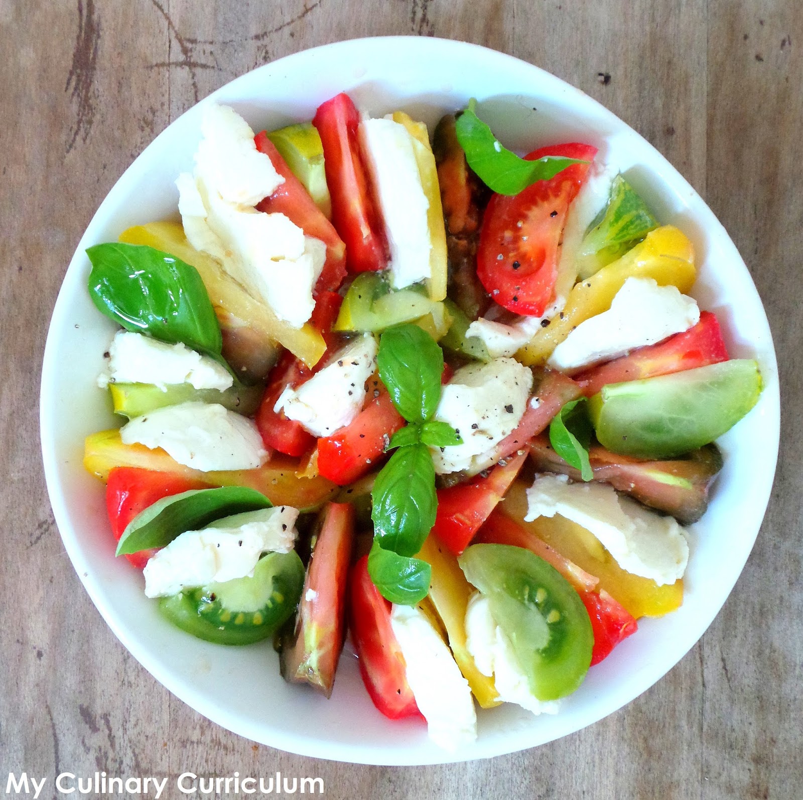 My Culinary Curriculum: Salade de tomates multicolores avec de la ...
