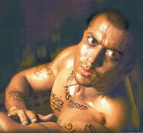 Ghajini Surya 2005 Movie Wallpapers Images Stills Photos In Hd Actor Surya Masss Movie First Look Trailers Teaser Songs Posters Stills Poster, locandina italiana e locandine internazionali del film ghajini (2008) un film di a.r. ghajini surya 2005 movie wallpapers