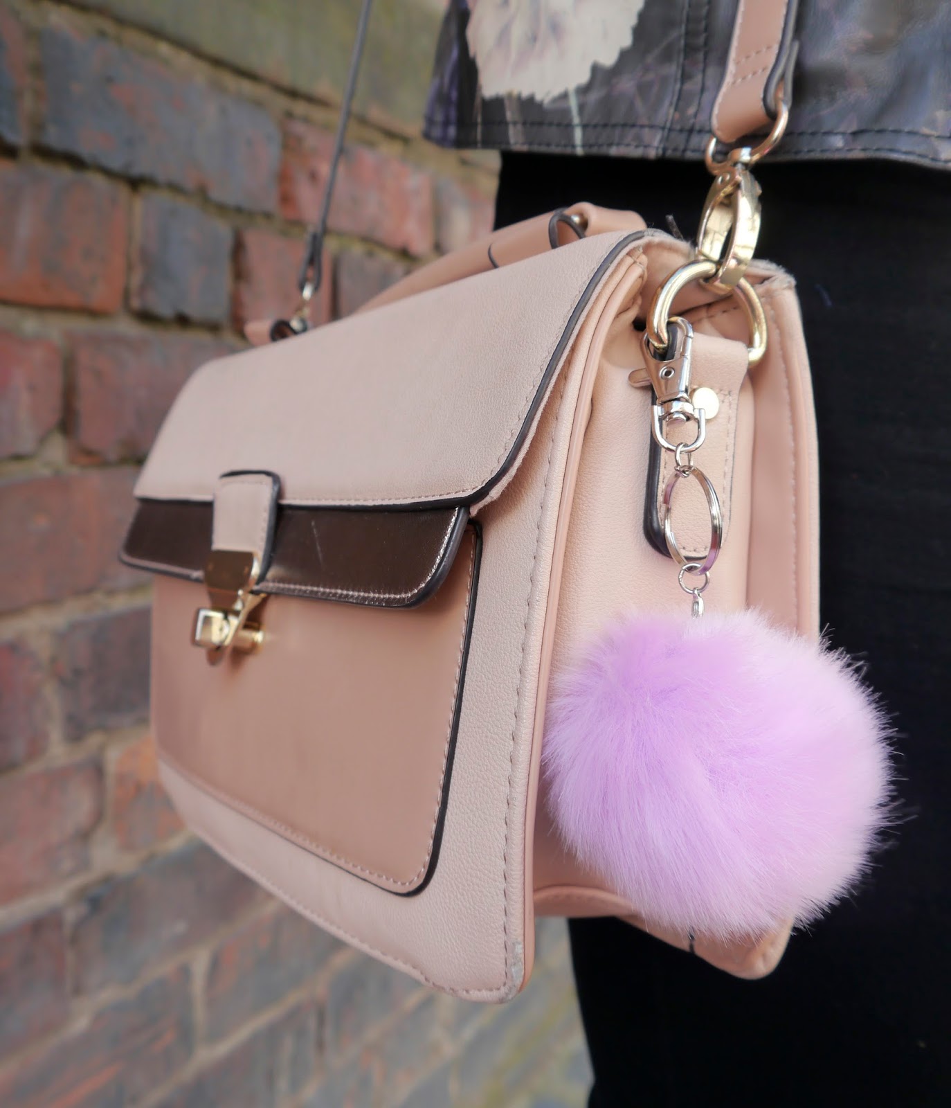 Lilac pompom on bag Fearne Cotton very collection, painted leather jacket, how to style a leather jacket, cool girl style inspiration, how to dress like a Cool Girl, Wardrobe Conversations blog,