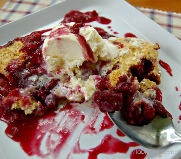 Berry Cobbler With Yellow Cake Mix Berry Cobbler With Yellow Cake Mix