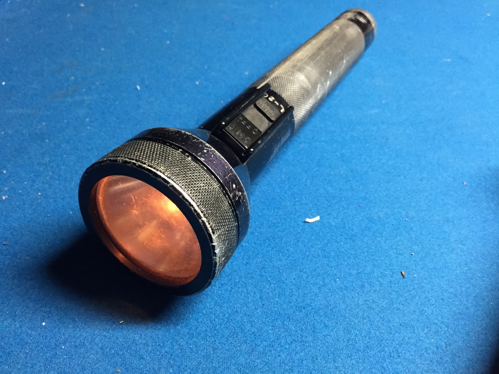 Jason's Flashlight Blog: More than just Maglites: Streamlight SL-20 and