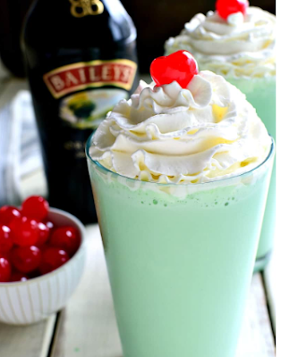 Baileys Shamrock Shake #recipe #drinks