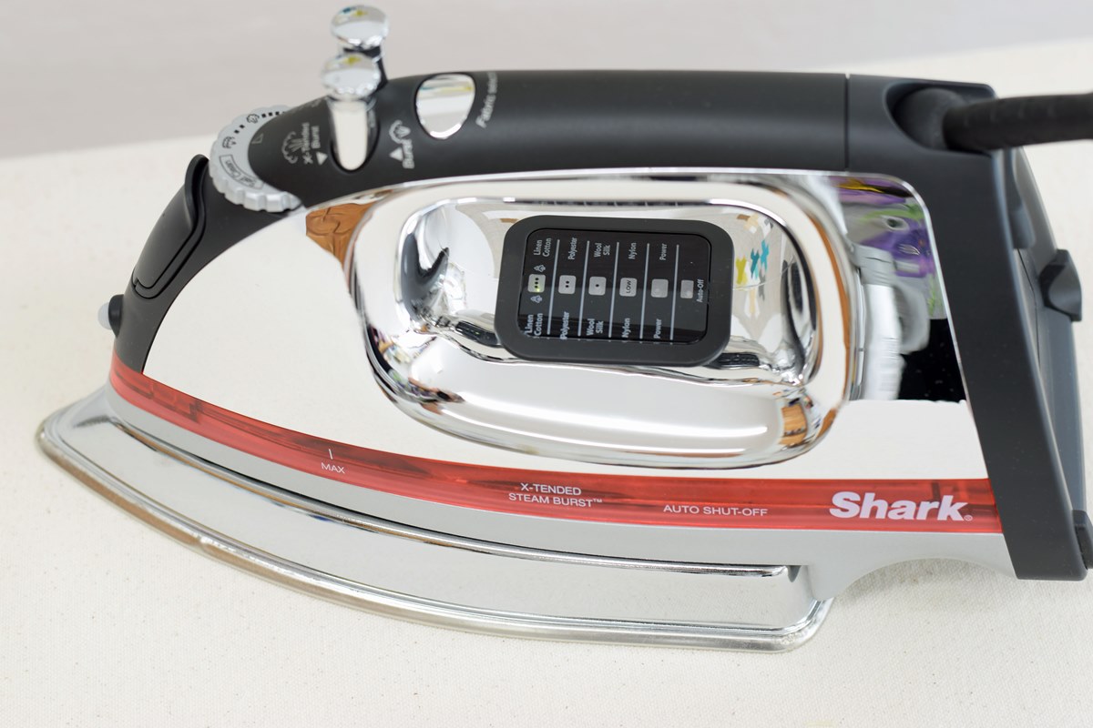 Quilted Blooms Shark Professional Iron Review