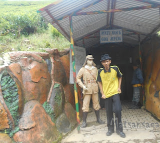 Pintu masuk Goa Jepang Kebun Teh Kaligua Brebes