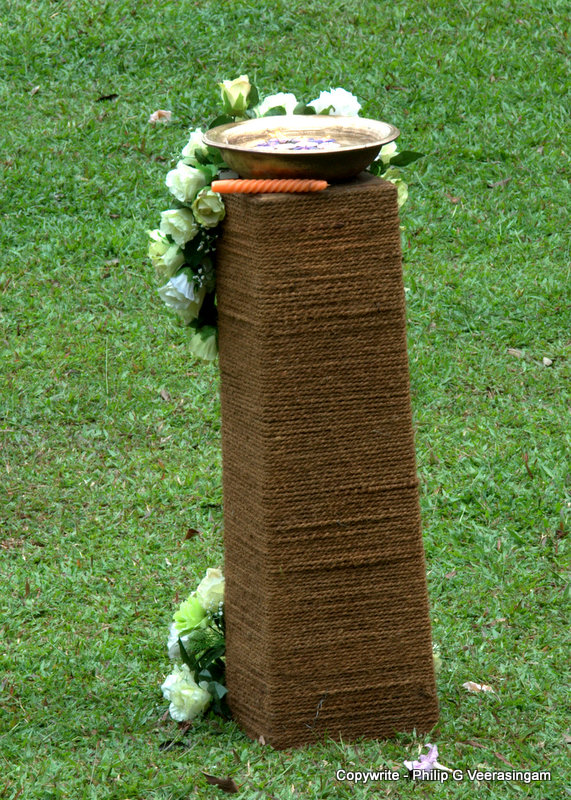 Images of Sri Lanka on Lighting an oil lamp New Year