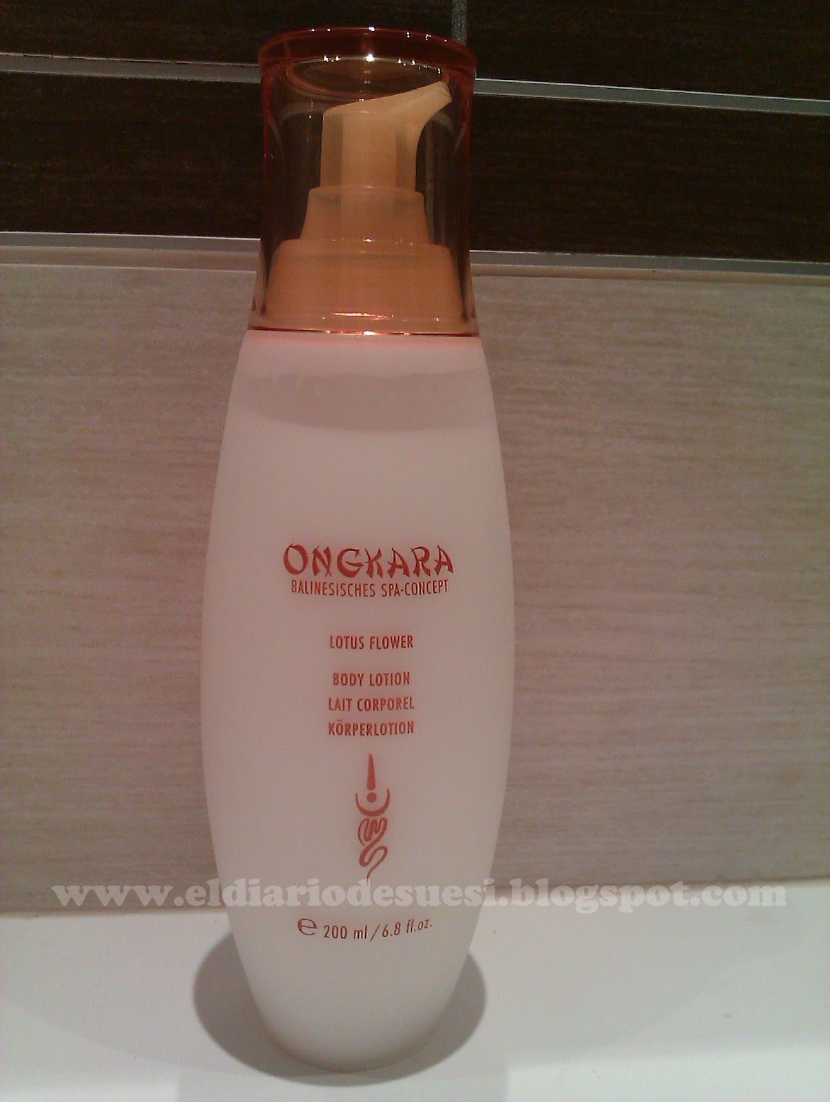 EL DIARIO DE SUESI Lotus Flower Body Lotion Etre Belle