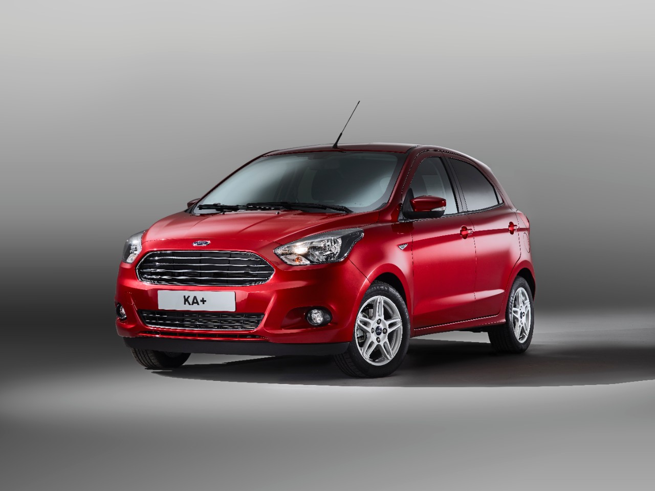 2016Ford_KaPlus_Studio_01.jpg