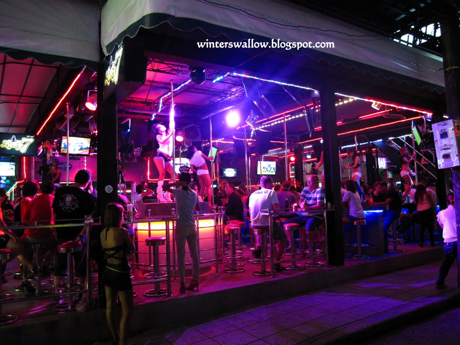 Ping Pong Show - Casa Noturna em Patong