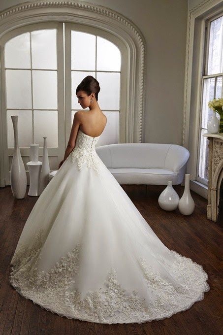 http://www.rosanovias.com/charming-aline-sweetheart-sleeveless-beading-buttons-chapel-train-lace-tulle-wedding-dresses-p-3056.html