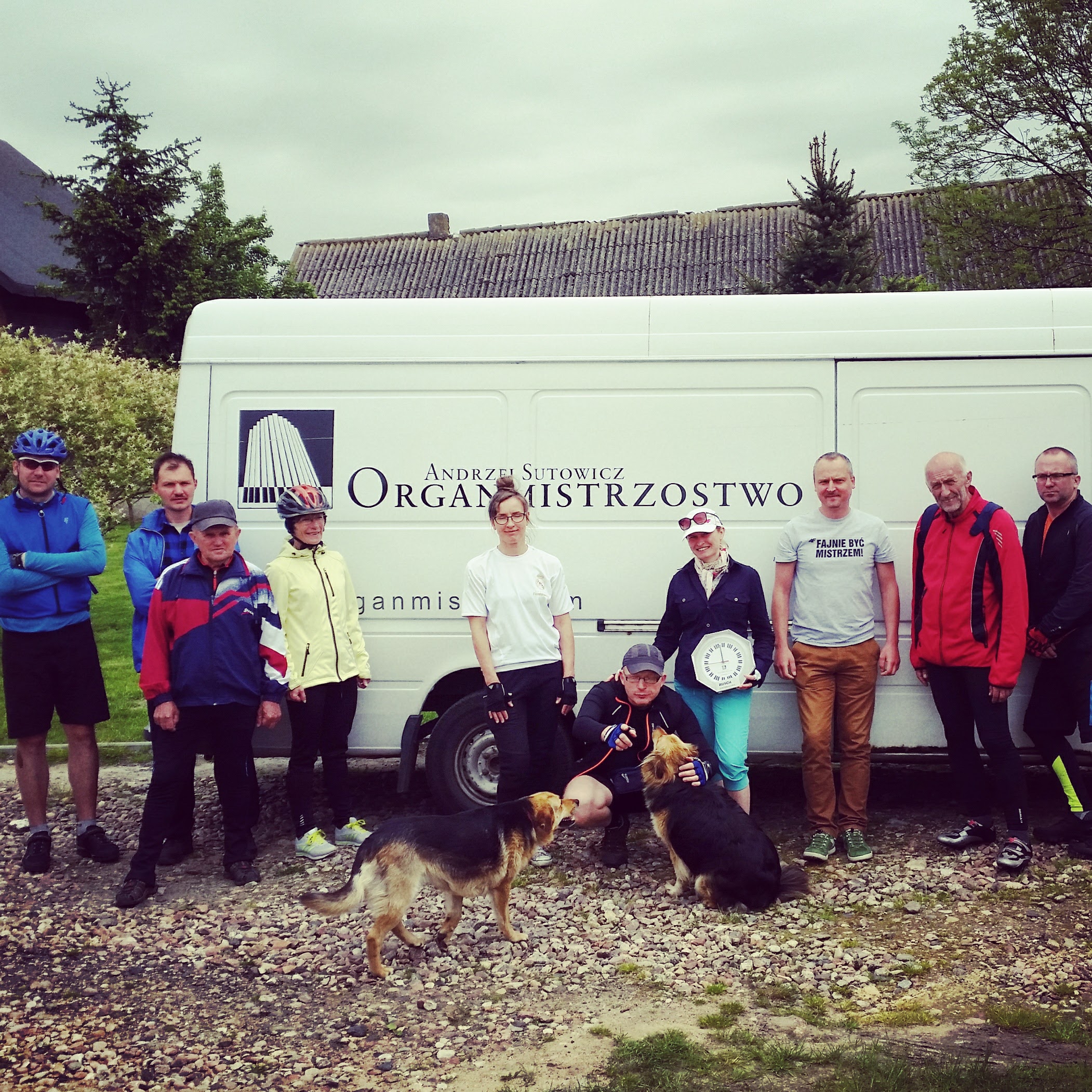 Dźwięki cynowych piszczałek - relacja z wycieczki PTTK