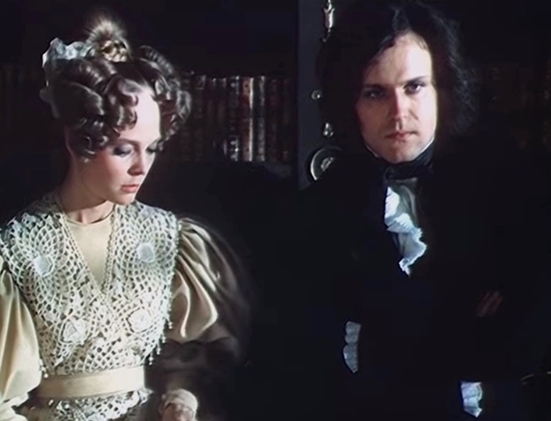 СИНЕМАТЕКА "Красное и черное" (1976)