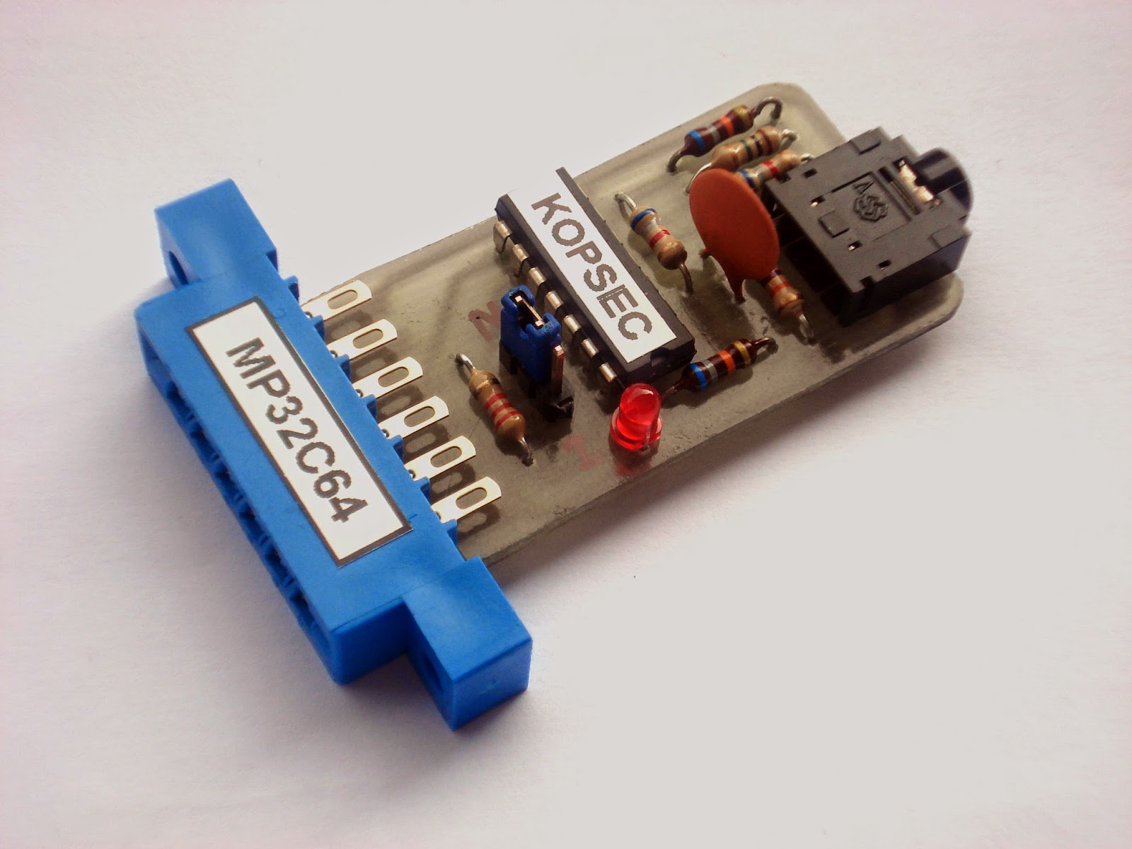 MP32C64 (MP3 to C64) de Kopsec MP32C64 (MP3 to C64) de Kopsec