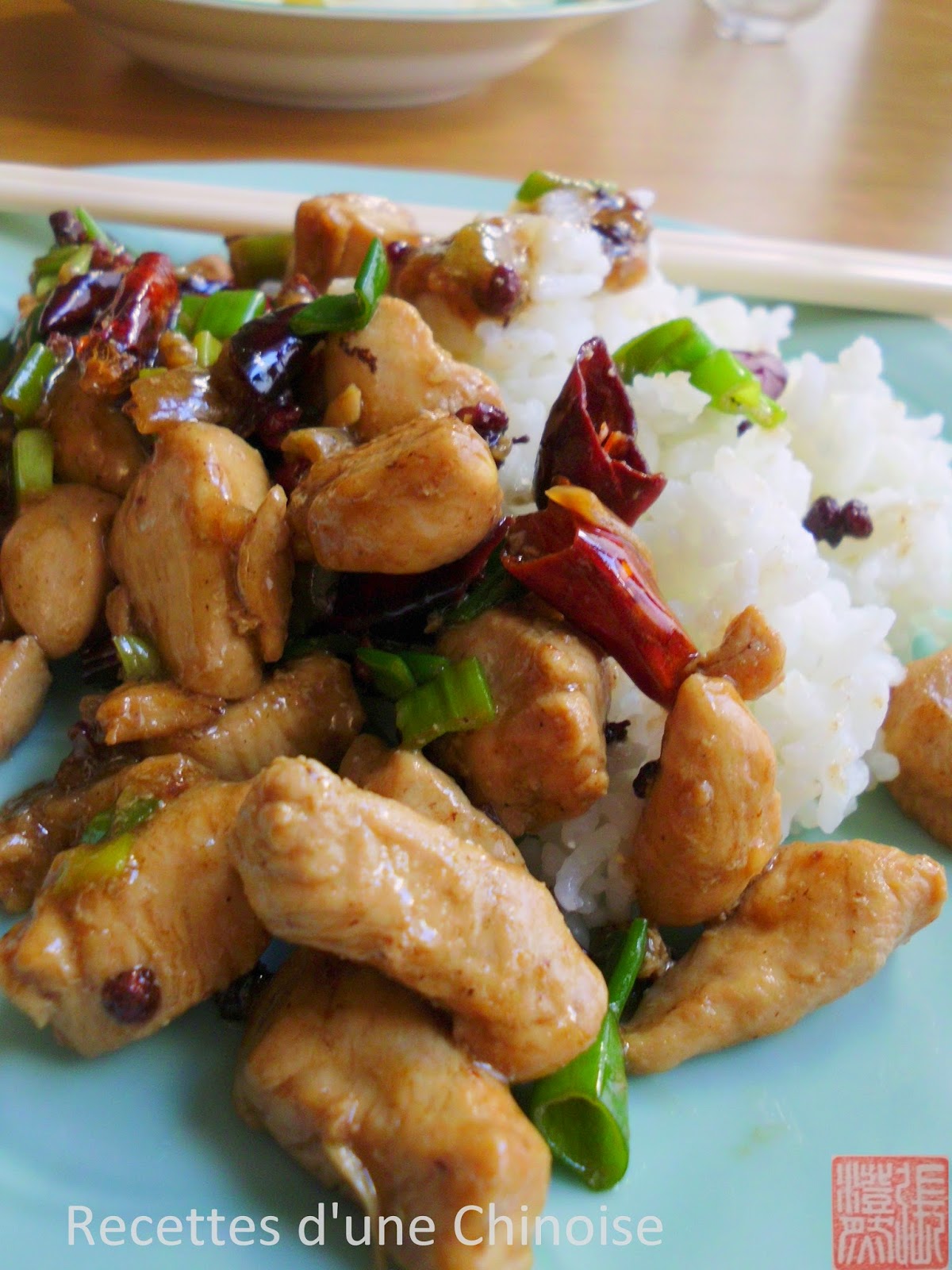 Recettes d'une Chinoise Poulet sauté au poivre de Sichuan 花椒鸡丁 huājiāo jīdīng