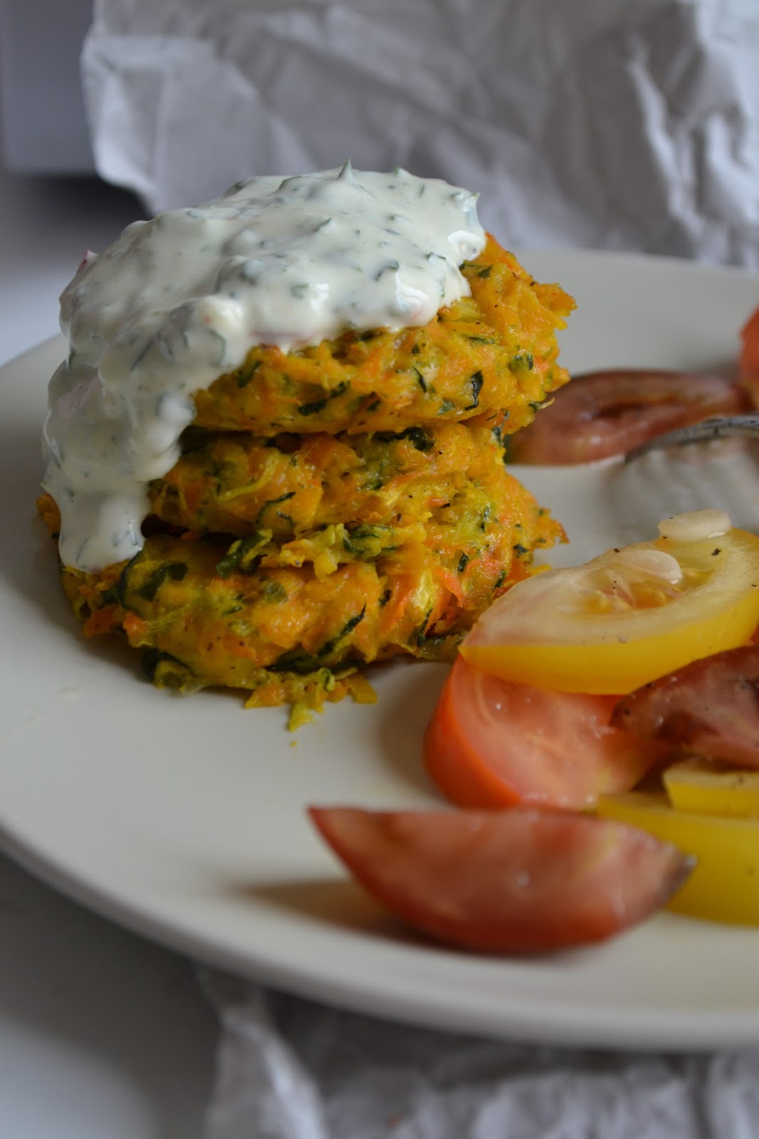 Savoury Wednesday: Kürbis-Karotten-Zucchini Puffer mit Petersilien ...