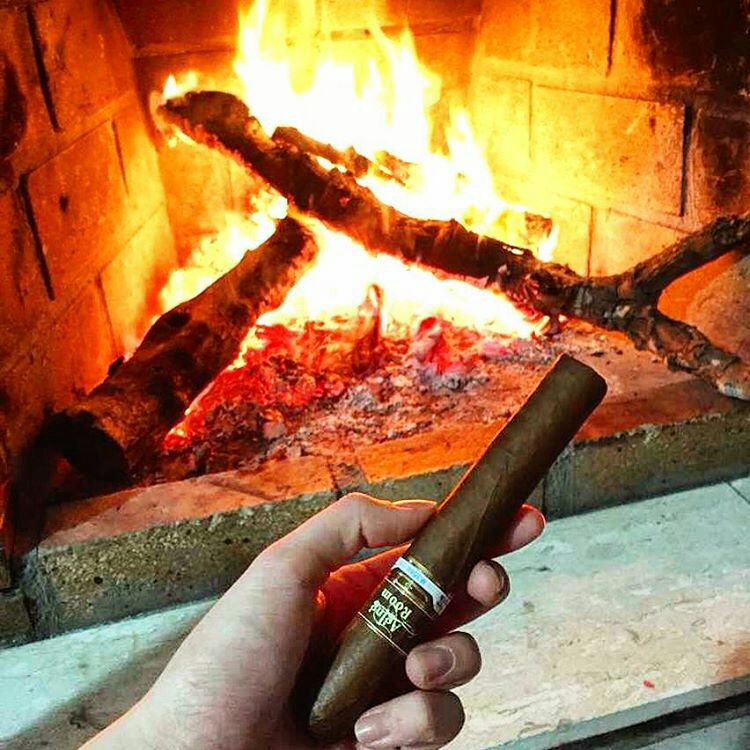 Exploding cigar theory Why some cigar wrappers split on you