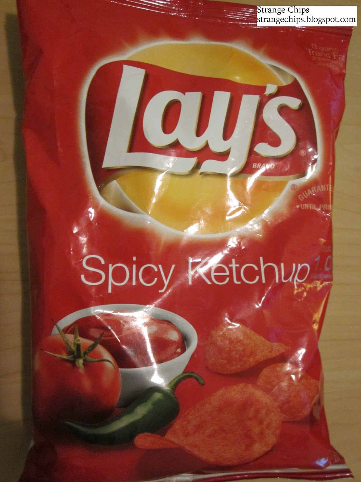 Strange Chips Lay's Spicy Ketchup