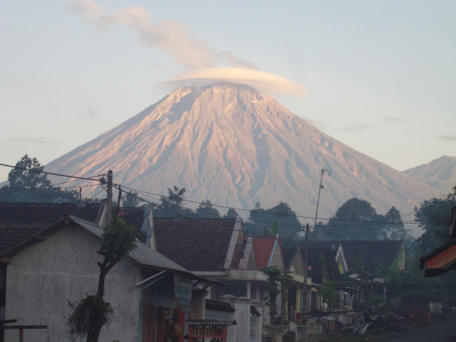 Gunung Semeru Kota Lumajang Jawa Timur