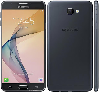  perbedaan yang paling mencolok hanyalah RAM dari  Galaxy J7 (2015) vs J7 (2016) vs J7 Prime Harga dan Spesifikasi